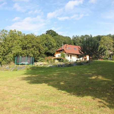 Готель Le Clos Des Frasses Chainaz-les-Frasses Екстер'єр фото